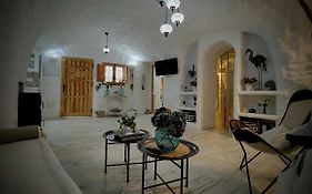 Cueva OTTO Privada